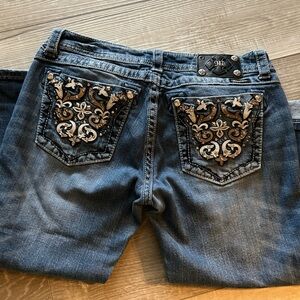 Women’s Miss Me Capri Size 31